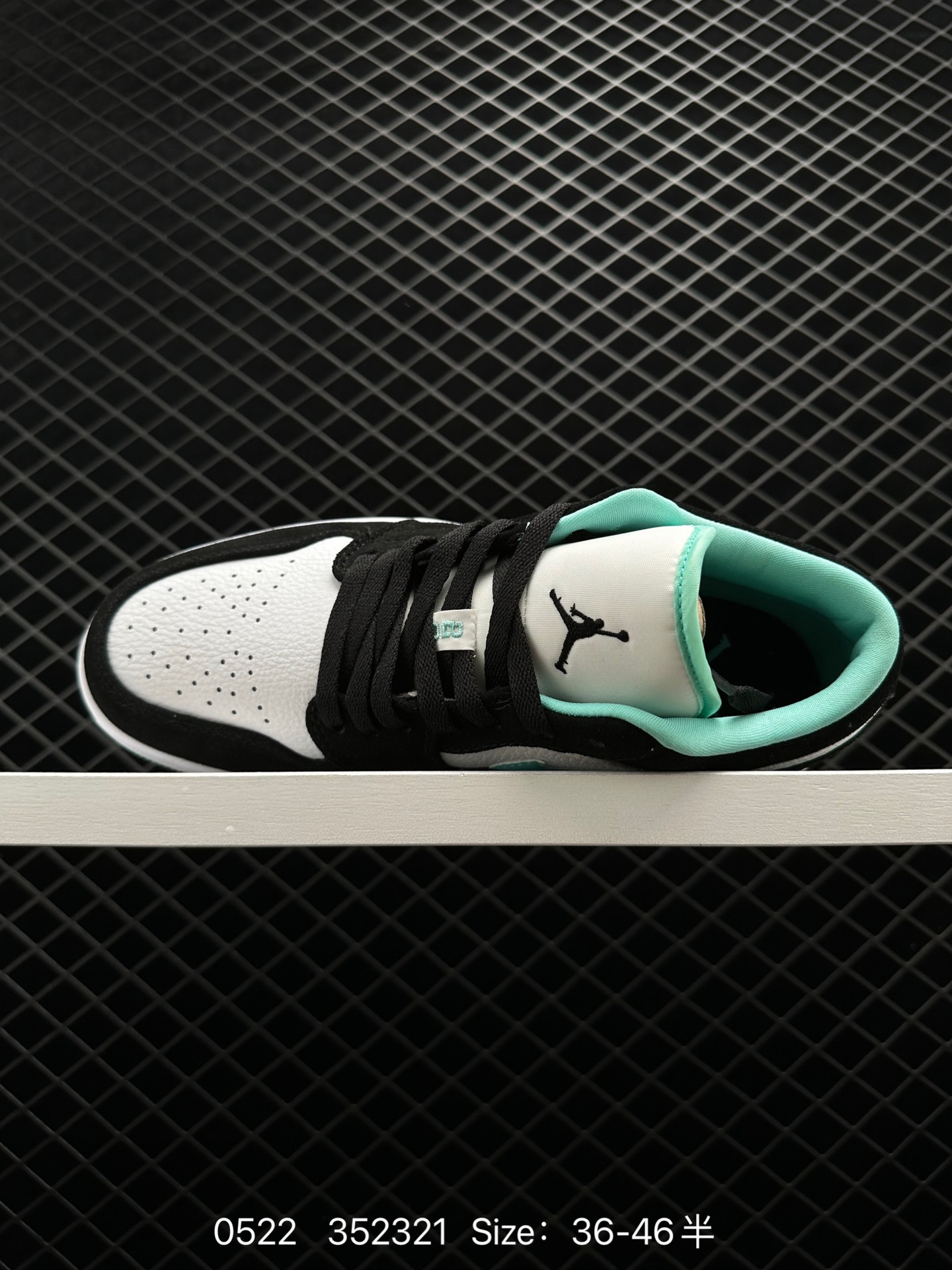 Nike Air Jordan 1 Mid